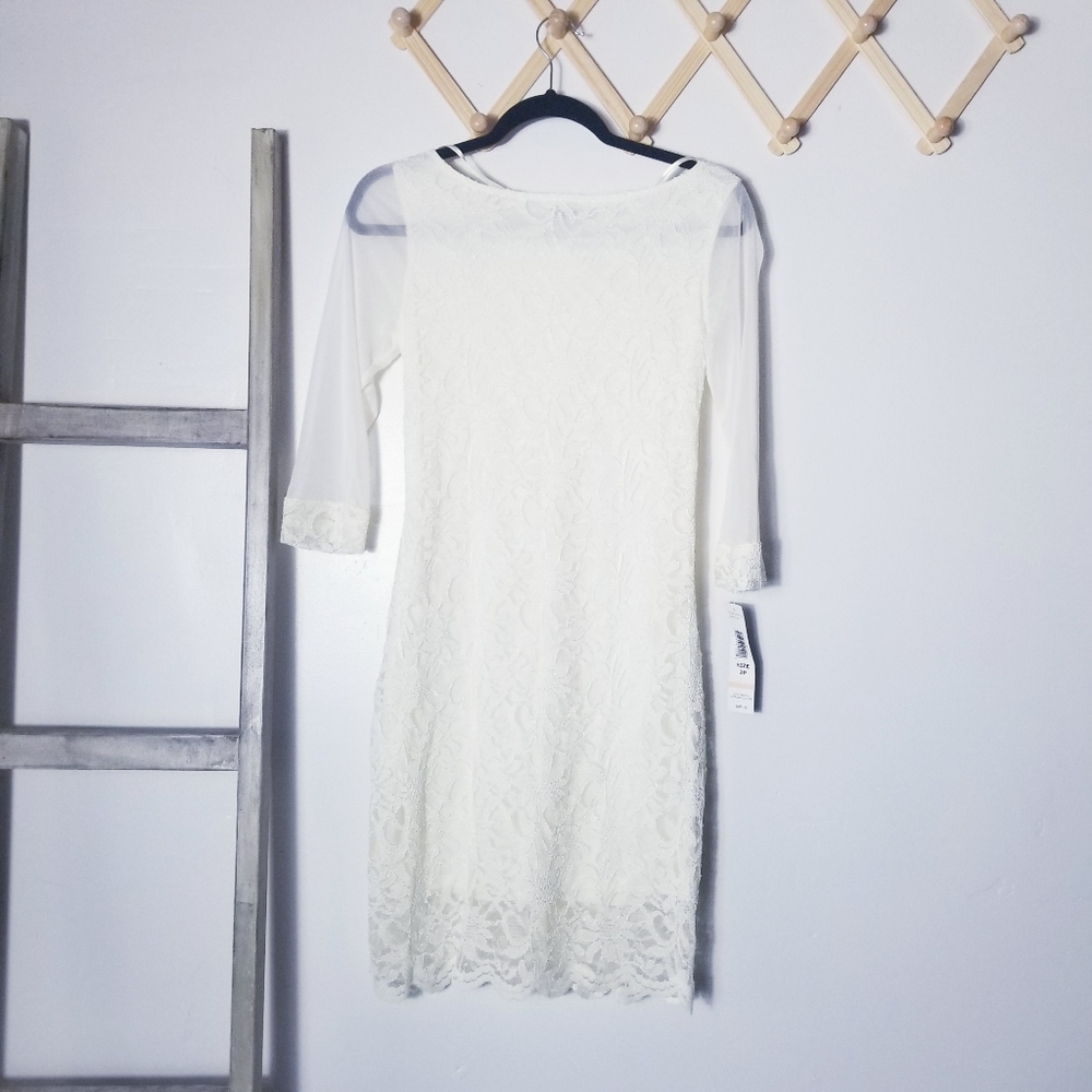 NWT TIANA B CREAM WHITE LACE LINED DRESS SIZE 2P SLEEVES HAVE NO LINING